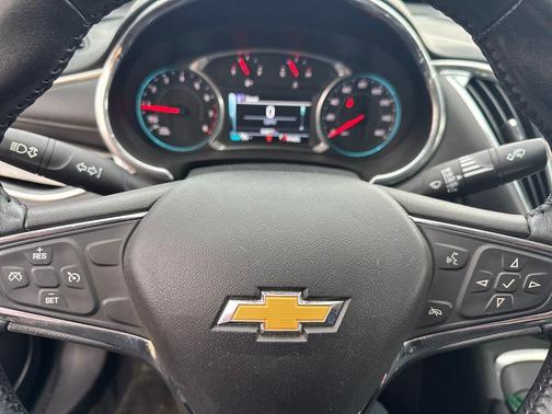 2017 Chevrolet Malibu 1LT