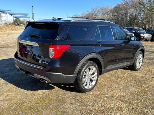 2022 Ford Explorer Platinum