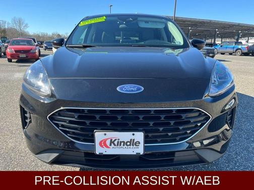 Black Metallic 2021 Ford Escape PHEV SE