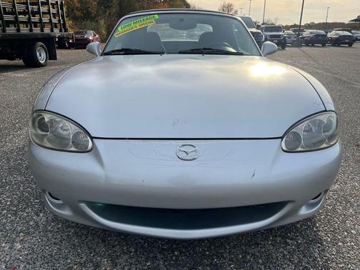 2005 Mazda MX-5 Miata LS