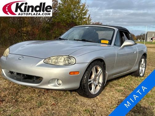 2005 Mazda MX-5 Miata LS