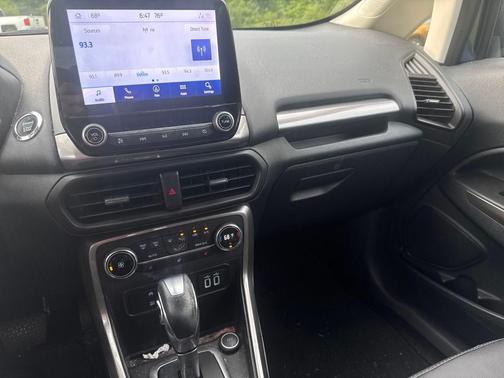 2022 Ford EcoSport SES