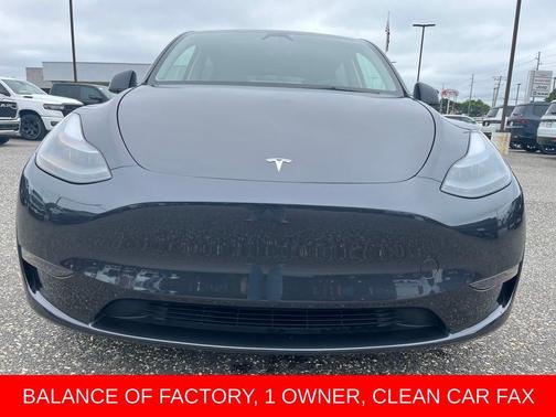 2024 Tesla Model Y Base