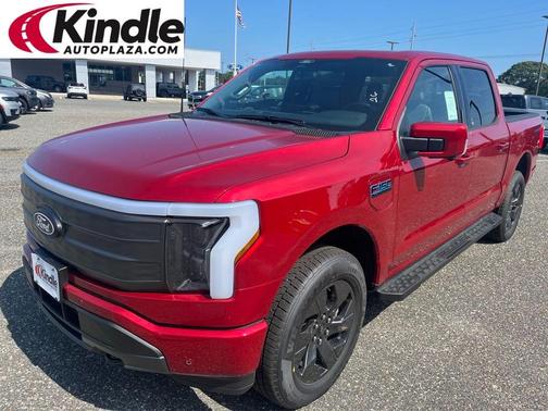 2025 Ford F-150 Lightning LARIAT