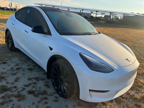 2025 Tesla Model Y Performance