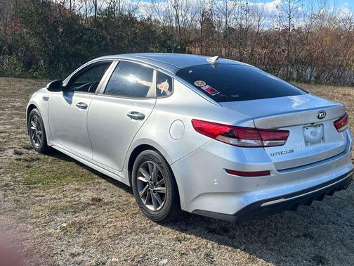 2020 Kia Optima LX