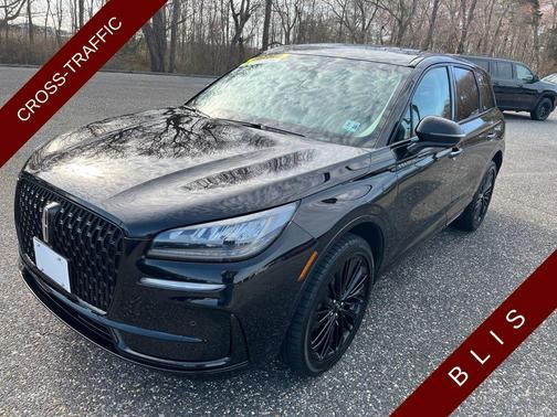 Infinite Black Metallic 2023 Lincoln Corsair Standard