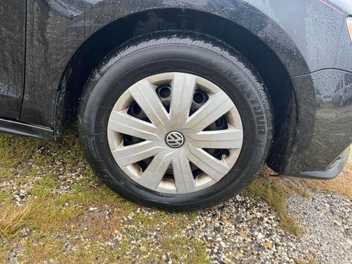 2015 Volkswagen Jetta 2.0L S