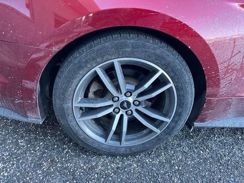 2016 Ford Mustang EcoBoost Premium