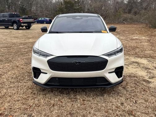 2022 Ford Mustang Mach-E GT