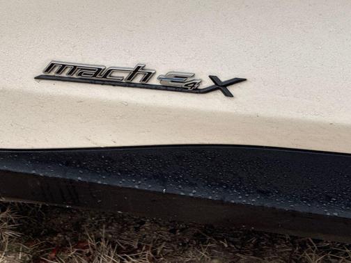 2022 Ford Mustang Mach-E GT