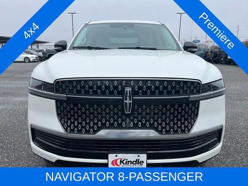 2026 Lincoln Navigator Premiere