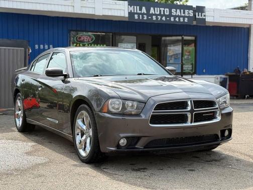 Granite Crystal Metallic Clearcoat 2013 Dodge Charger SXT