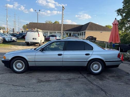 1998 BMW 740 740iL 4dr Sedan