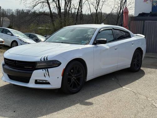 2018 Dodge Charger SXT Plus