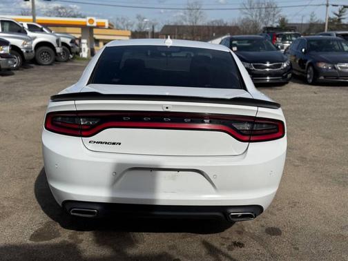 2018 Dodge Charger SXT Plus
