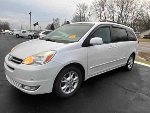 2005 Toyota Sienna XLE