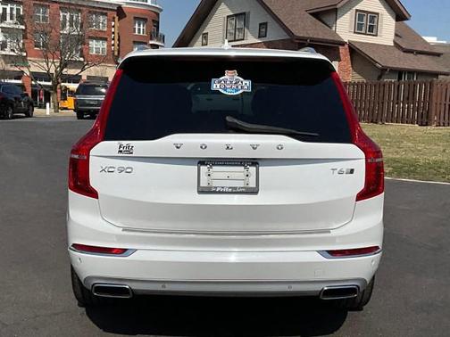 2017 Volvo XC90 T6 Inscription