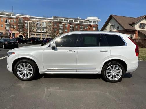 2017 Volvo XC90 T6 Inscription