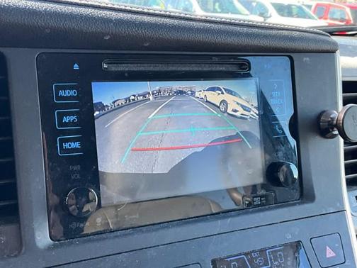 2016 Toyota Sienna XLE