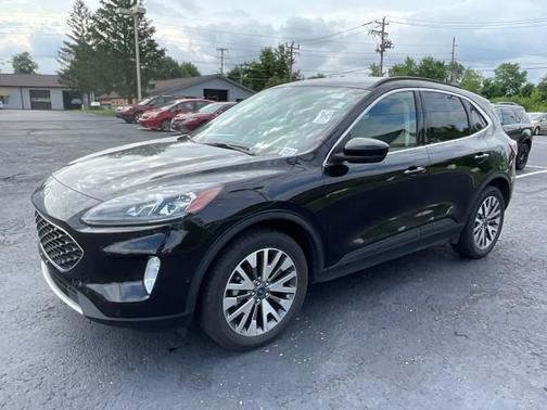 2021 Ford Escape Titanium