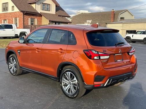 2023 Mitsubishi Outlander Sport 2.0 ES