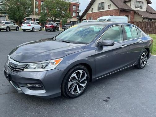 2017 Honda Accord EX-L w/Navigation & Honda Sensing