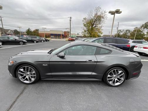 2017 Ford Mustang GT Premium