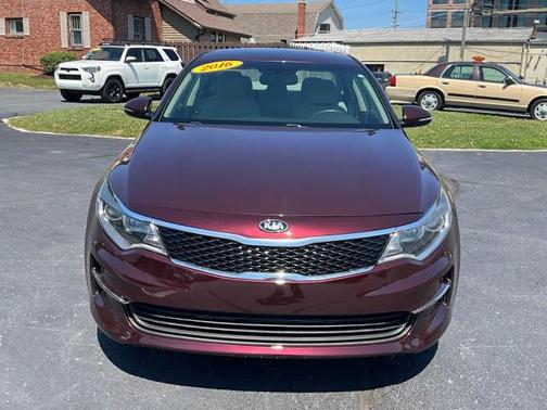 Sangria 2016 Kia Optima LX