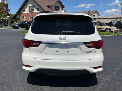 Majestic White 2018 INFINITI QX60 Base