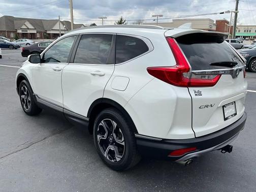 White Diamond Pearl 2017 Honda CR-V Touring