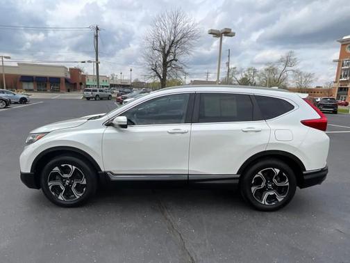White Diamond Pearl 2017 Honda CR-V Touring