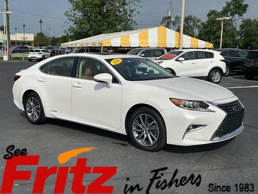 2016 Lexus ES 300h Base