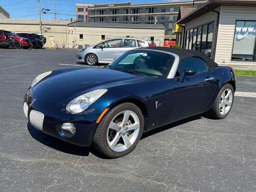 Deep (Dark Blue Metallic) 2007 Pontiac Solstice