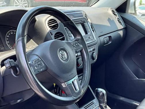2013 Volkswagen Tiguan SE