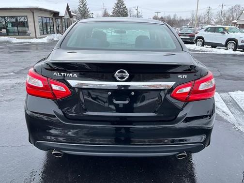 2016 Nissan Altima 2.5 SR