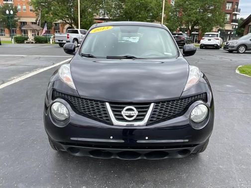 Sapphire Black 2013 Nissan Juke S