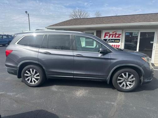 Modern Steel Metallic 2019 Honda Pilot EX-L