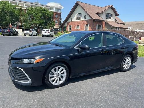 Midnight Black Metallic 2022 Toyota Camry LE
