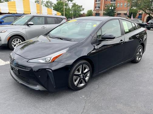 2021 Toyota Prius XLE
