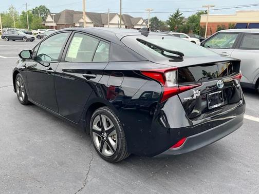 2021 Toyota Prius XLE