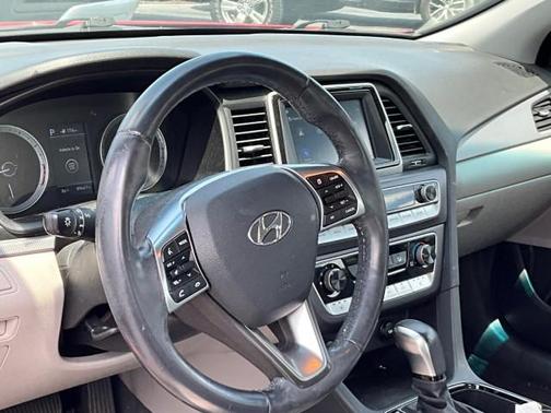 2018 Hyundai SONATA SEL