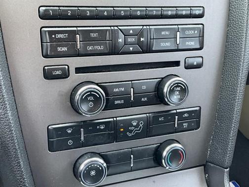 2011 Ford Mustang V6