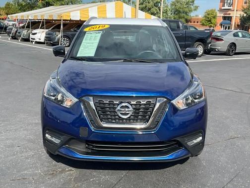 2019 Nissan Kicks SR