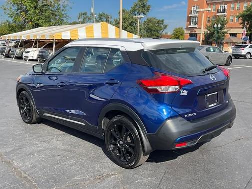 2019 Nissan Kicks SR