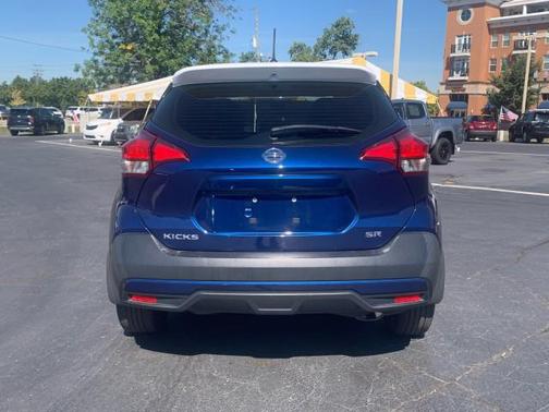 2019 Nissan Kicks SR