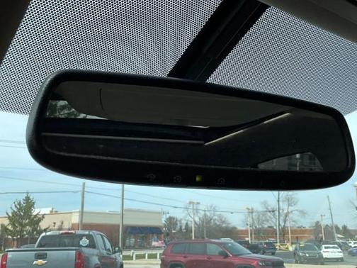 Gun Metallic 2017 Nissan Murano SV