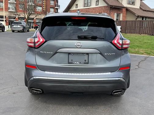 Gun Metallic 2017 Nissan Murano SV