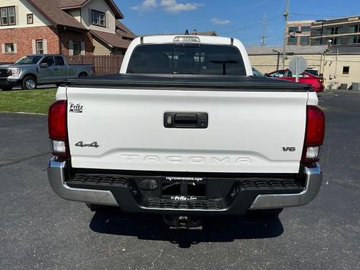 Super White 2021 Toyota Tacoma SR5