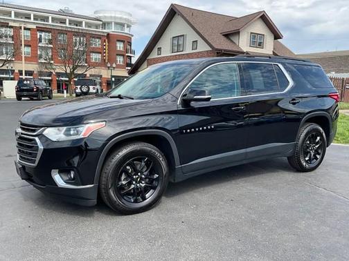 2020 Chevrolet Traverse LT Cloth